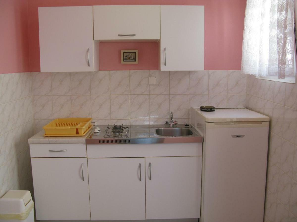 Apartments And Rooms Lanca Banjol Exterior photo